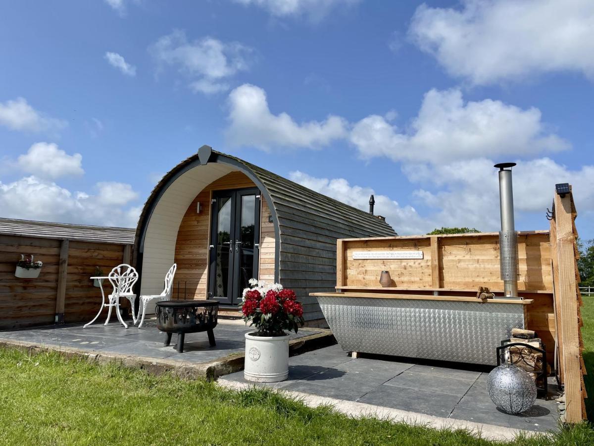 فندق Abbey Farm Luxury Glamping Rhuddlan المظهر الخارجي الصورة