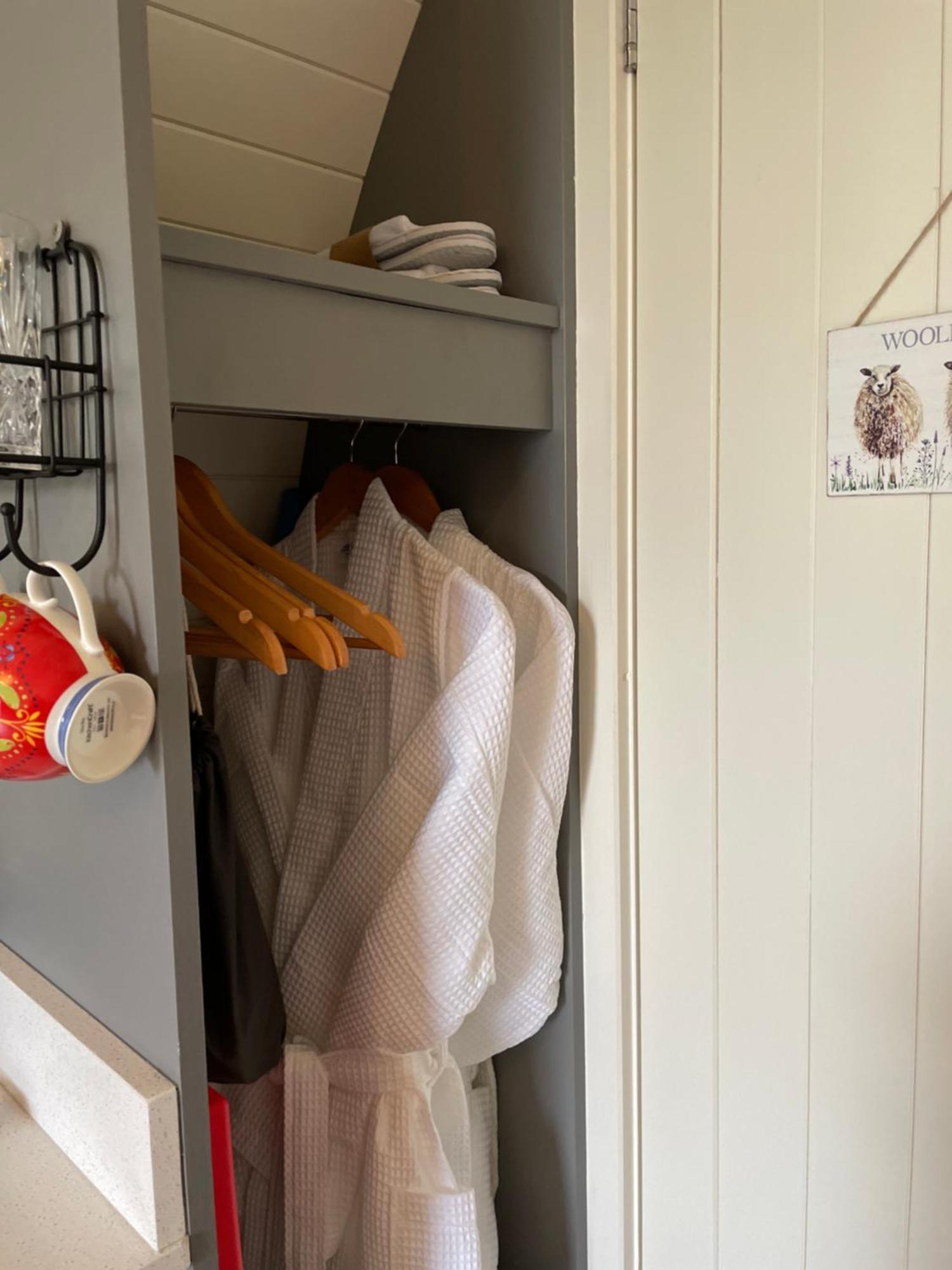 فندق Abbey Farm Luxury Glamping Rhuddlan الغرفة الصورة
