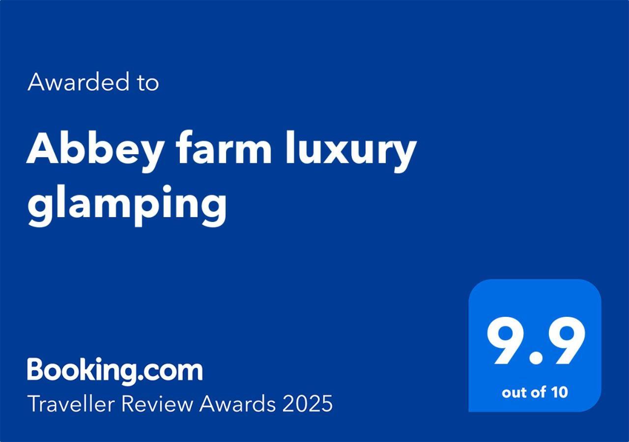 فندق Abbey Farm Luxury Glamping Rhuddlan المظهر الخارجي الصورة