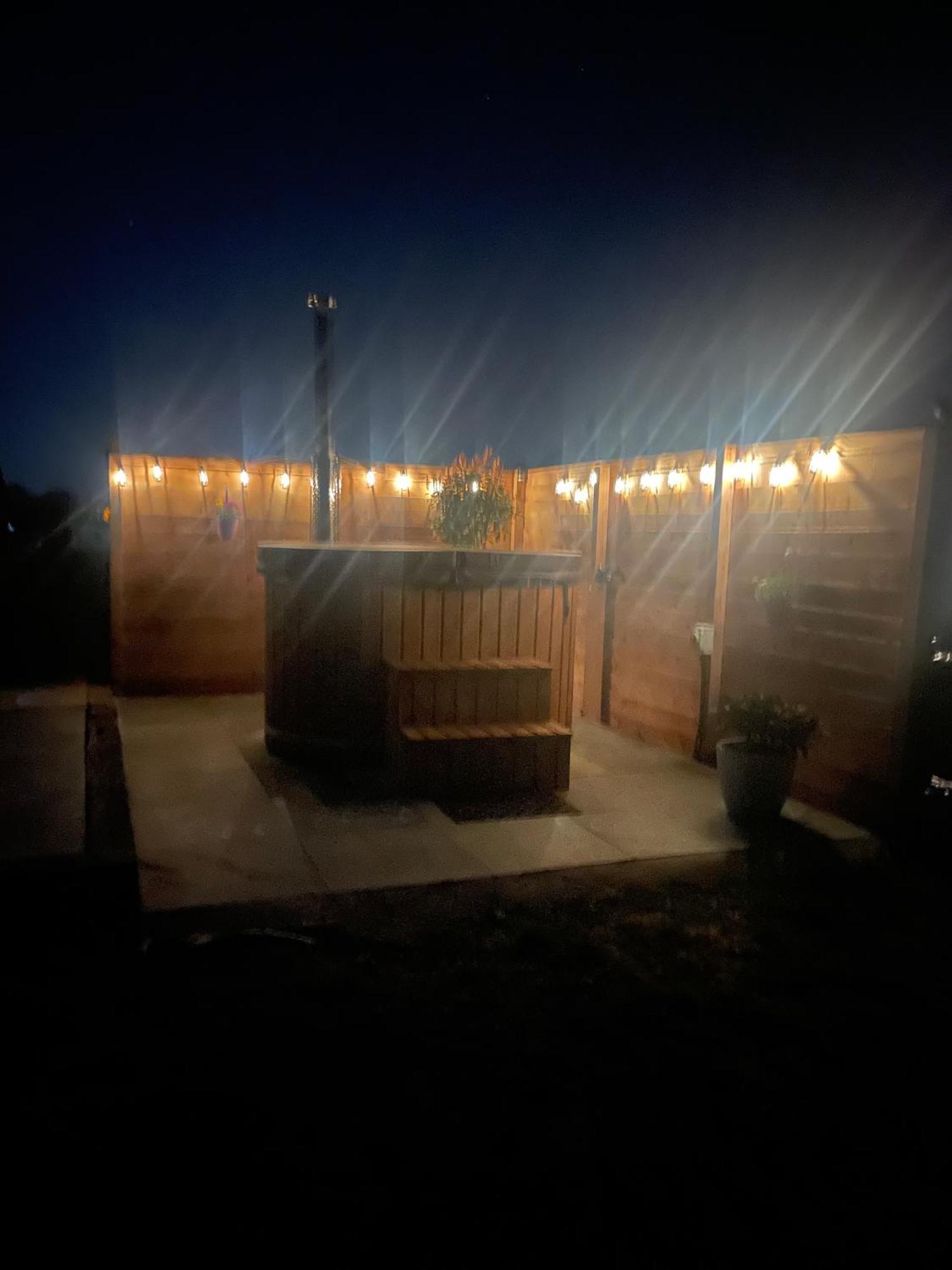 فندق Abbey Farm Luxury Glamping Rhuddlan المظهر الخارجي الصورة
